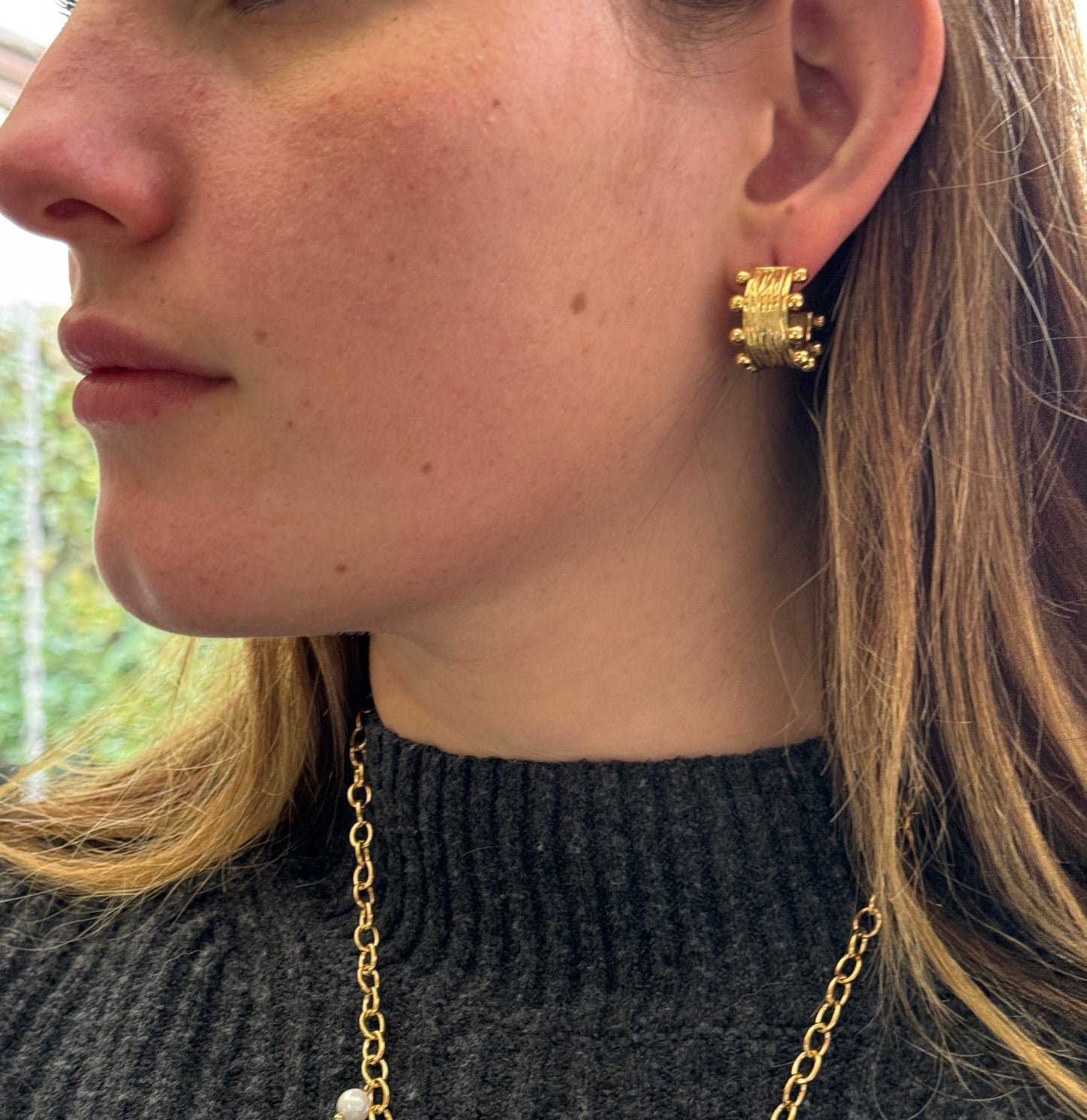 Aros semi argolla esferas bañado en oro