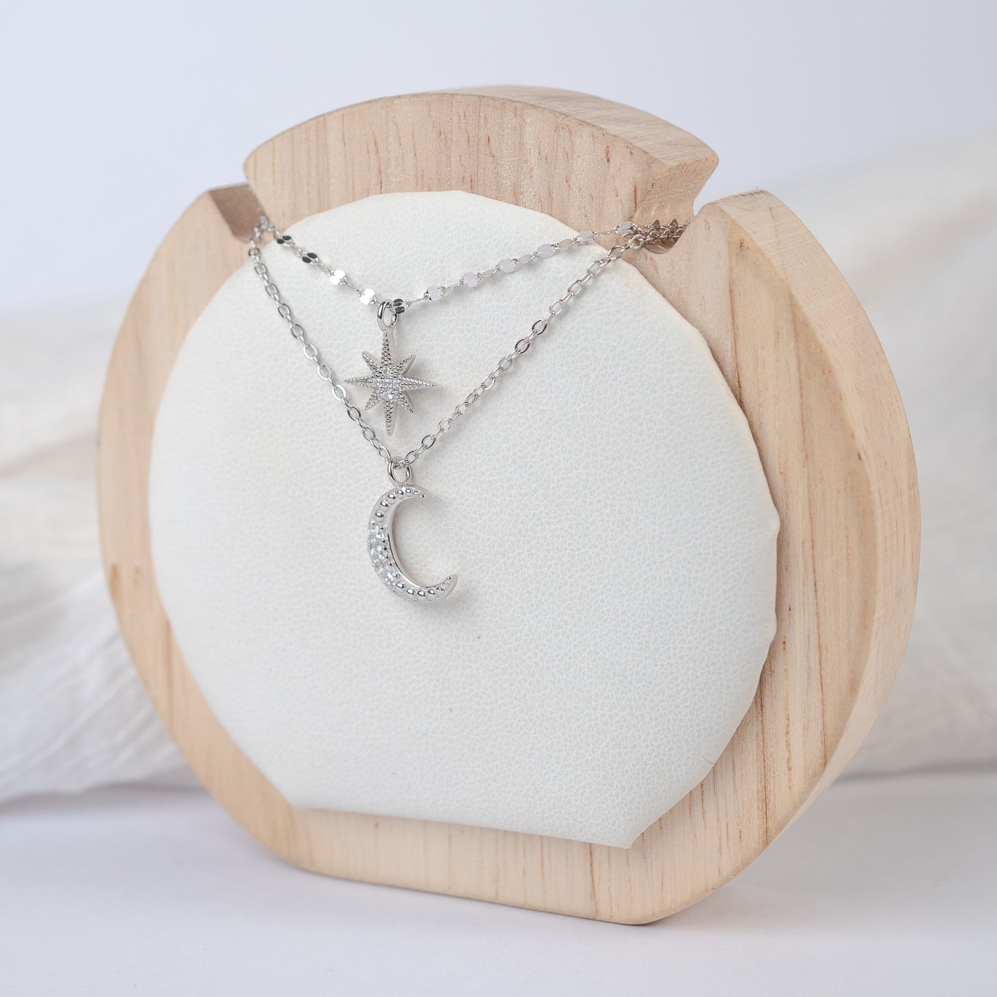 Collar doble media luna y estrella fugaz