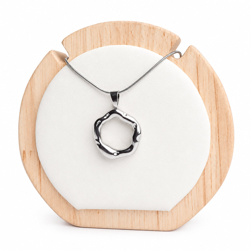 Collar karma martillado silver