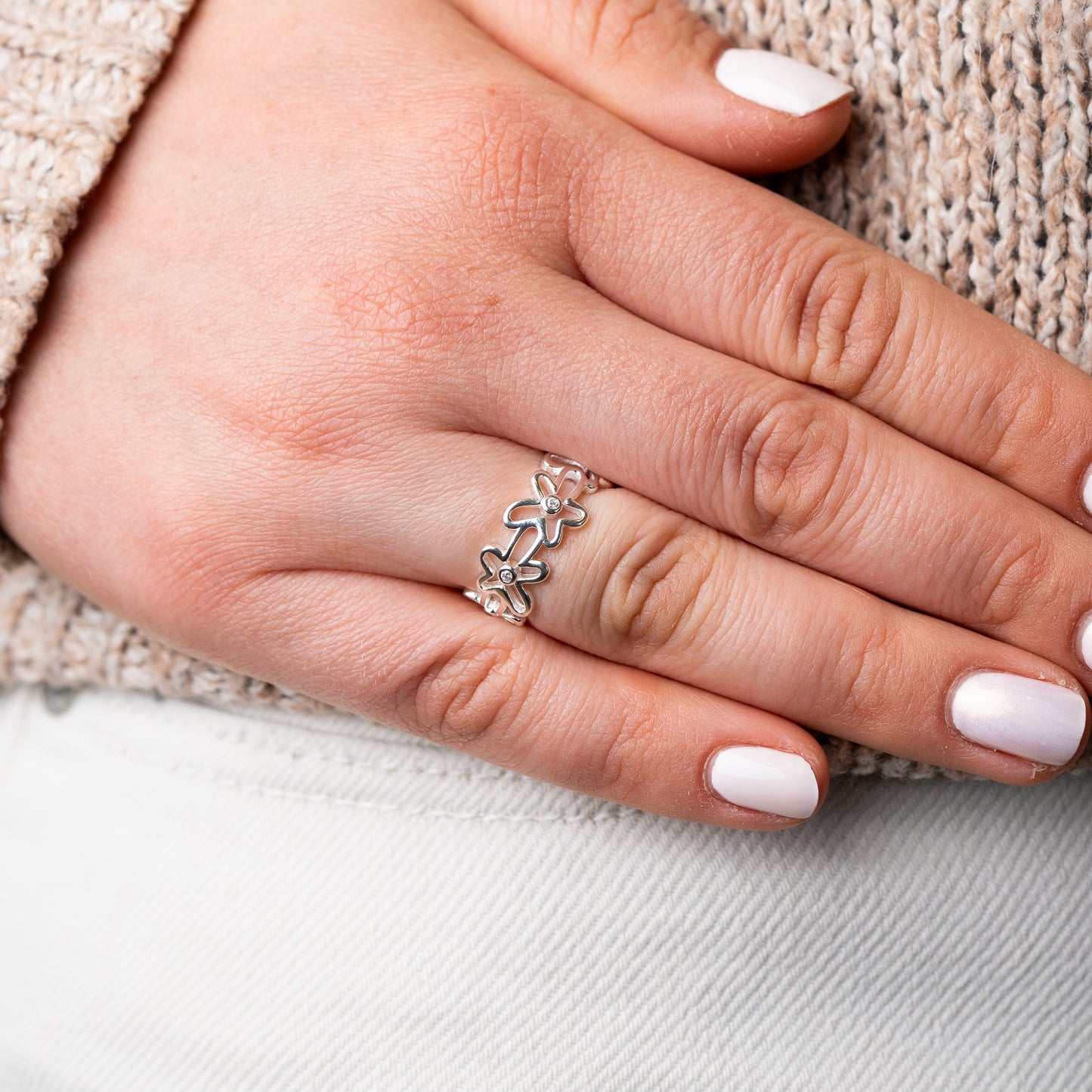 Anillo ajustable flores