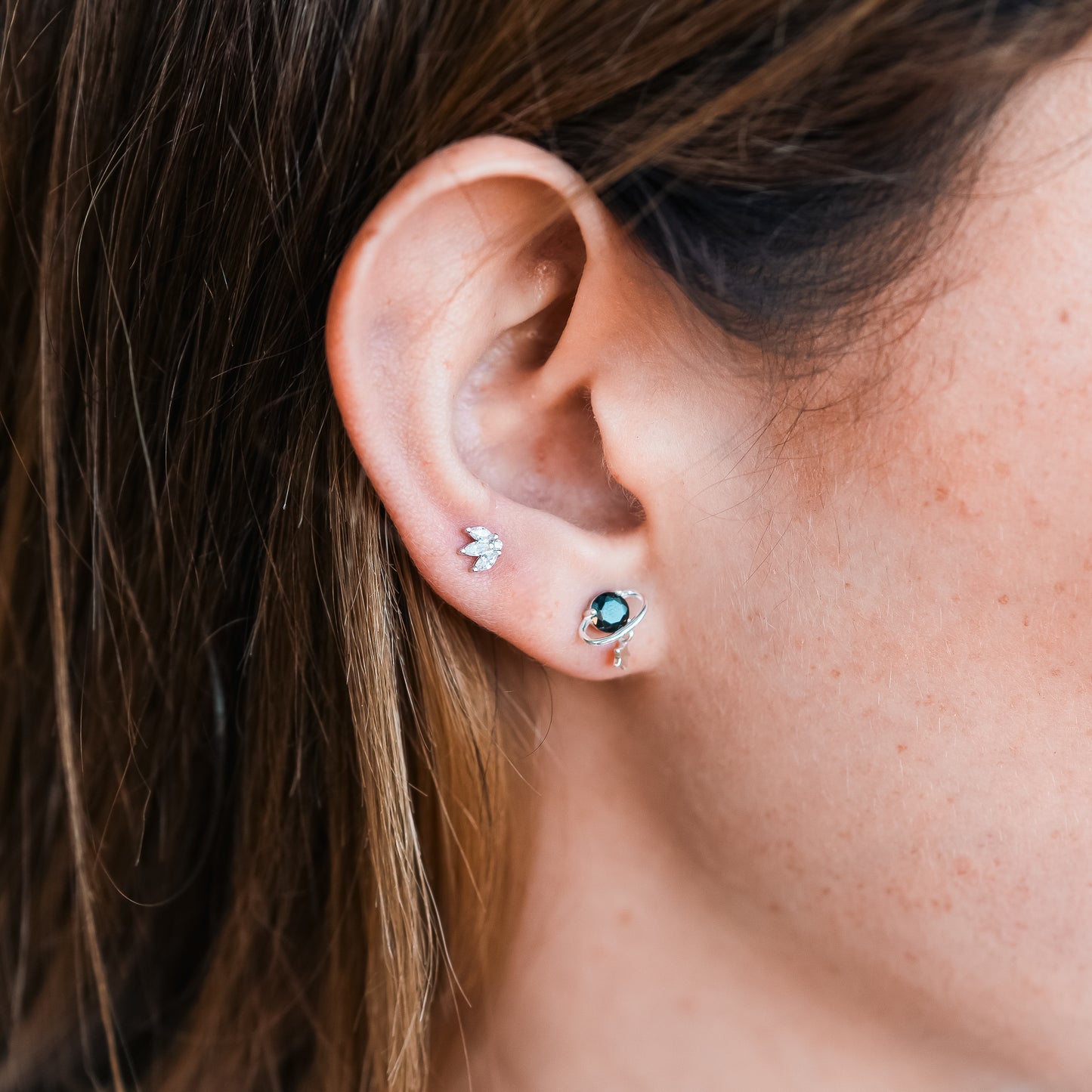 Aros pegados saturno