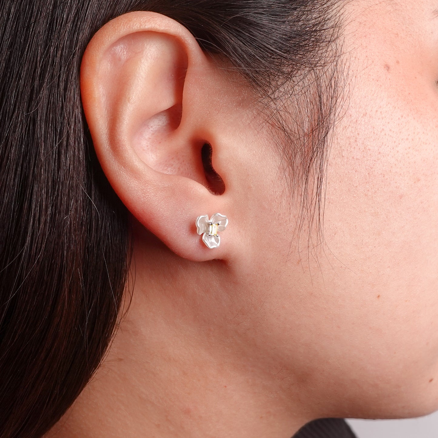 Aros pegados Flor Elodie