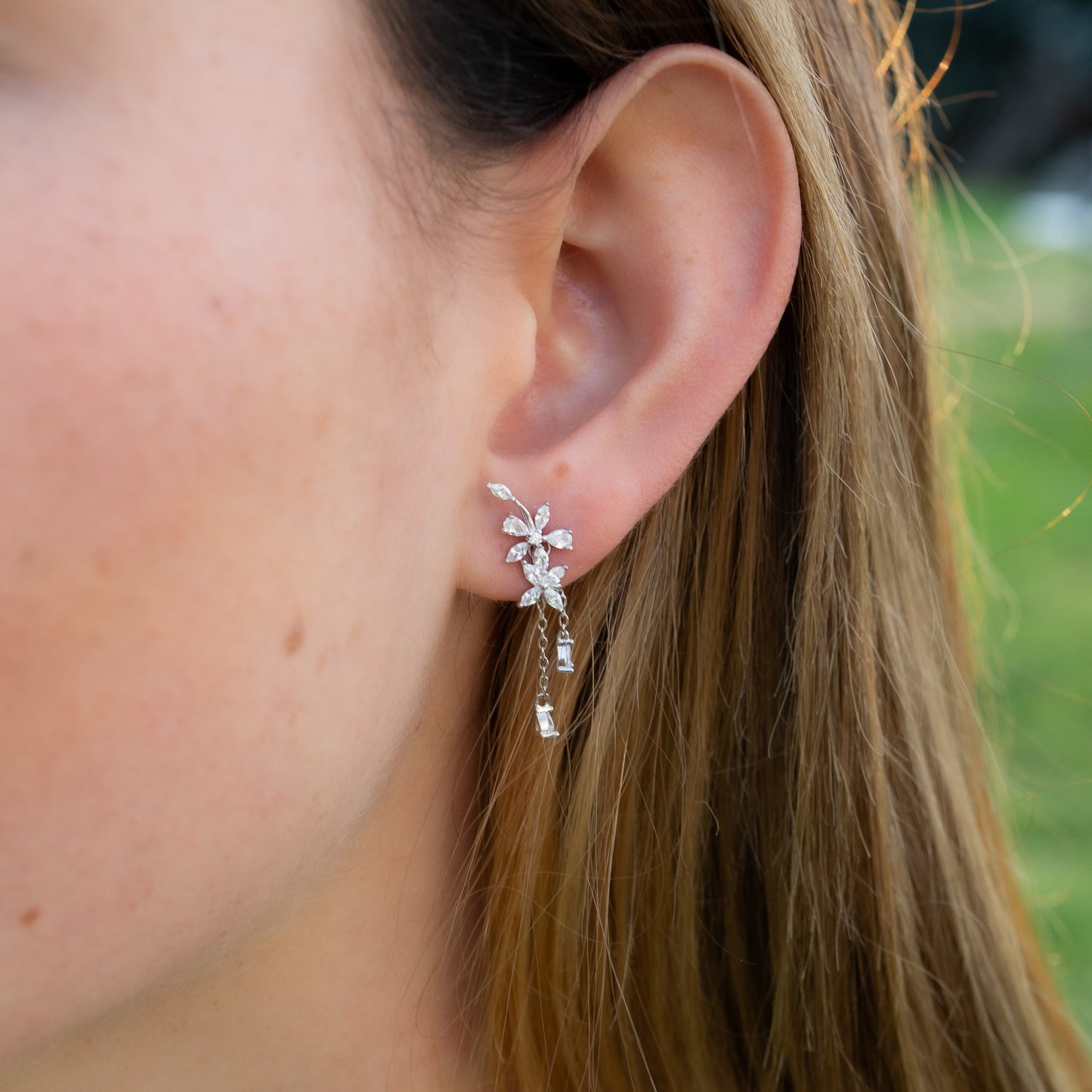 Aros colgante flores de circones