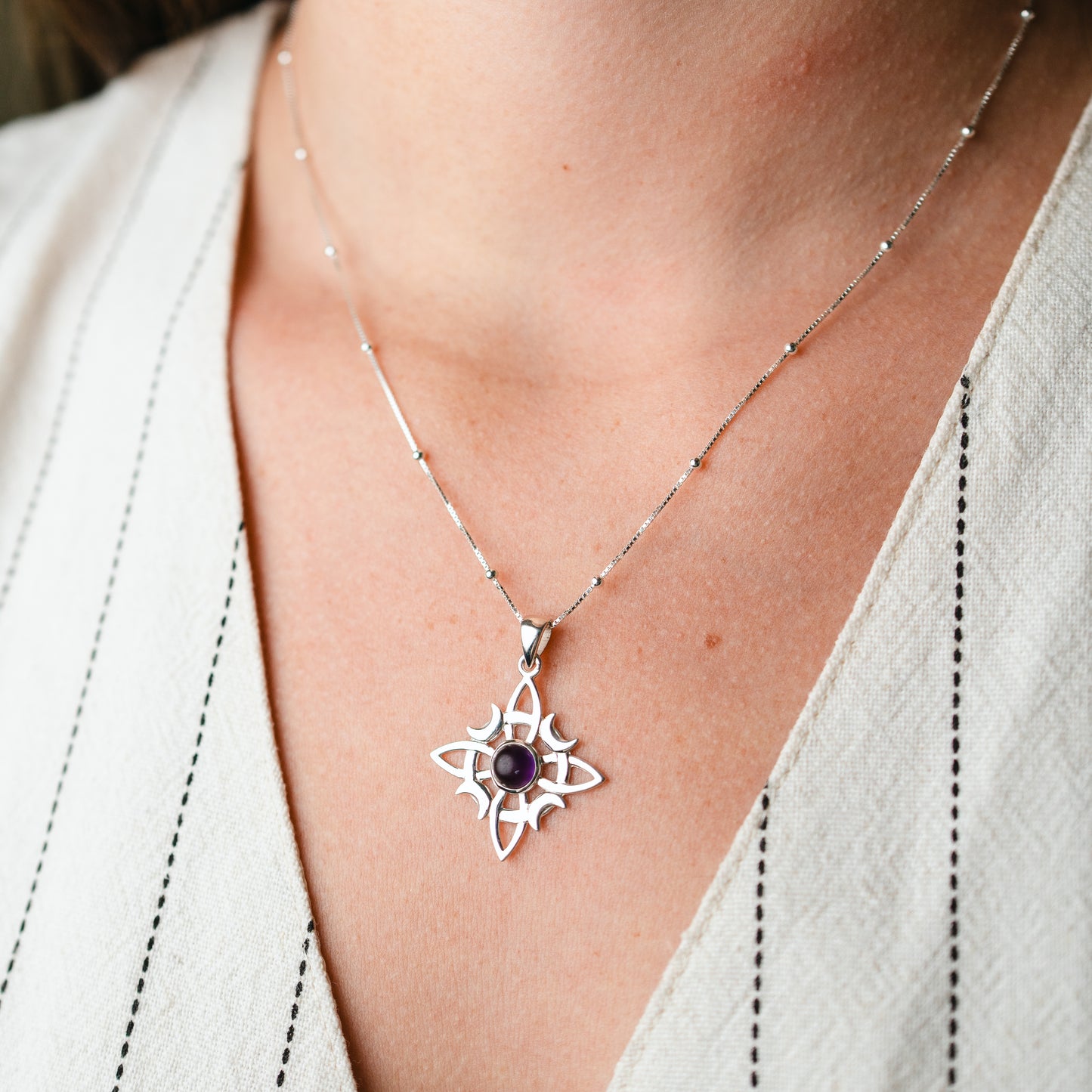 Collar Nudo de bruja Amatista