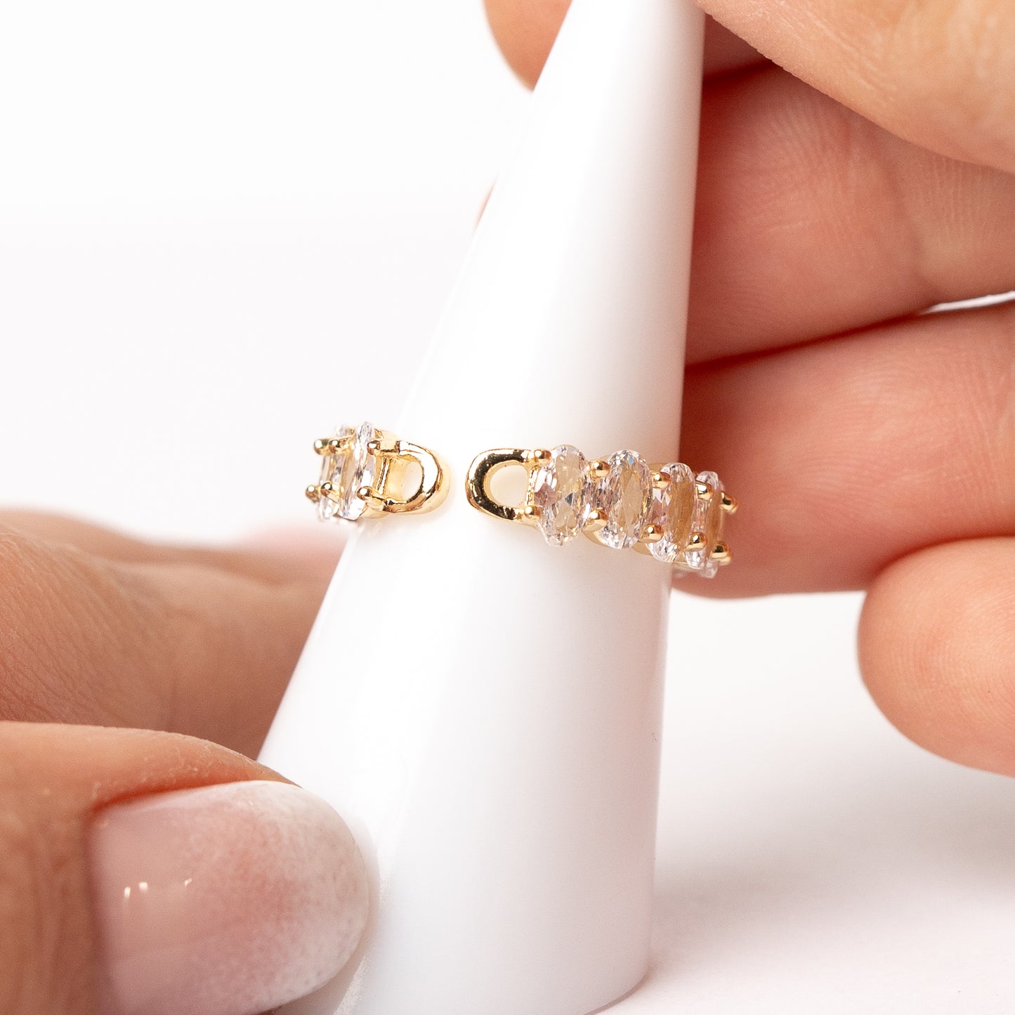 Anillo ajustable circones bañado en oro