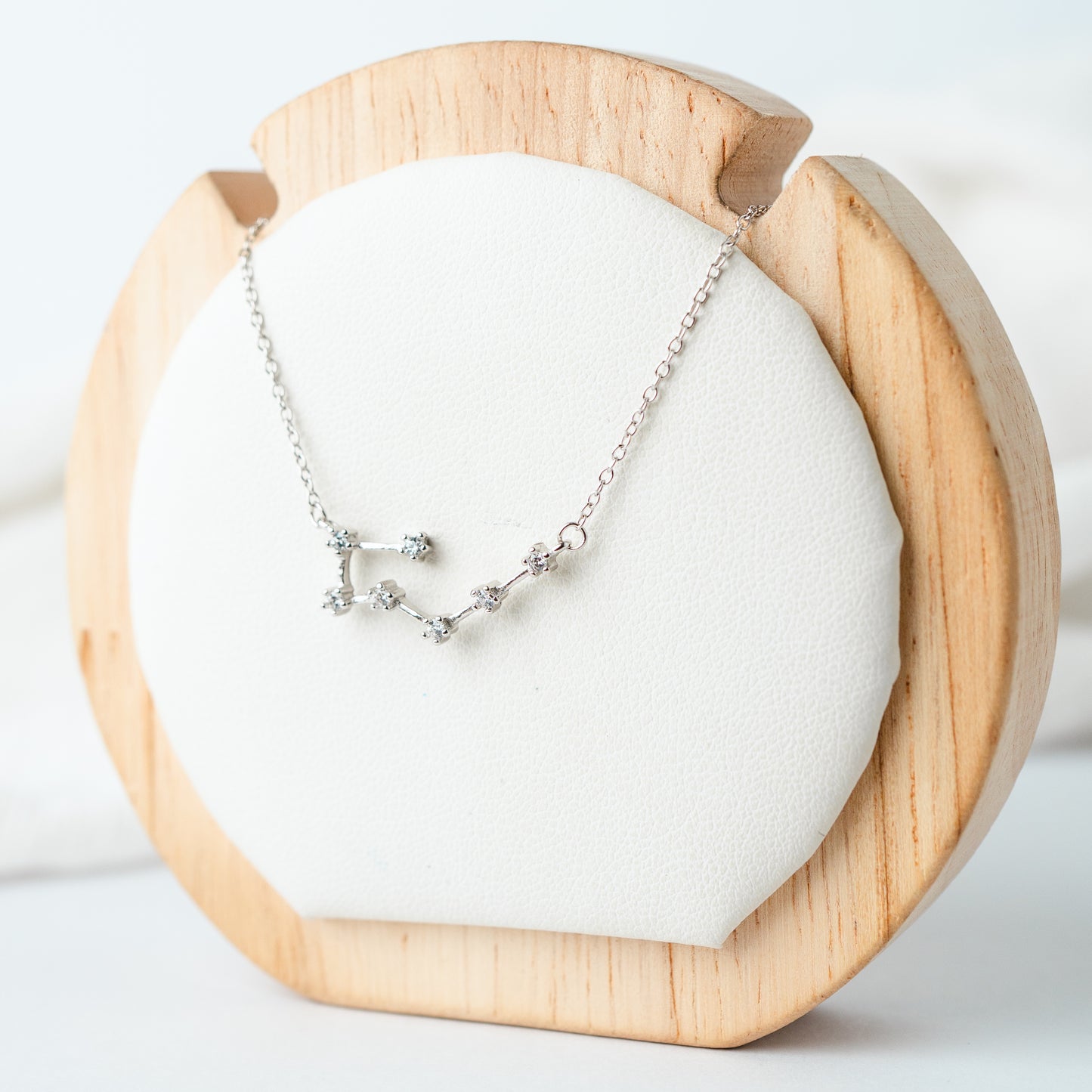 Collar Zodiac constelación Tauro