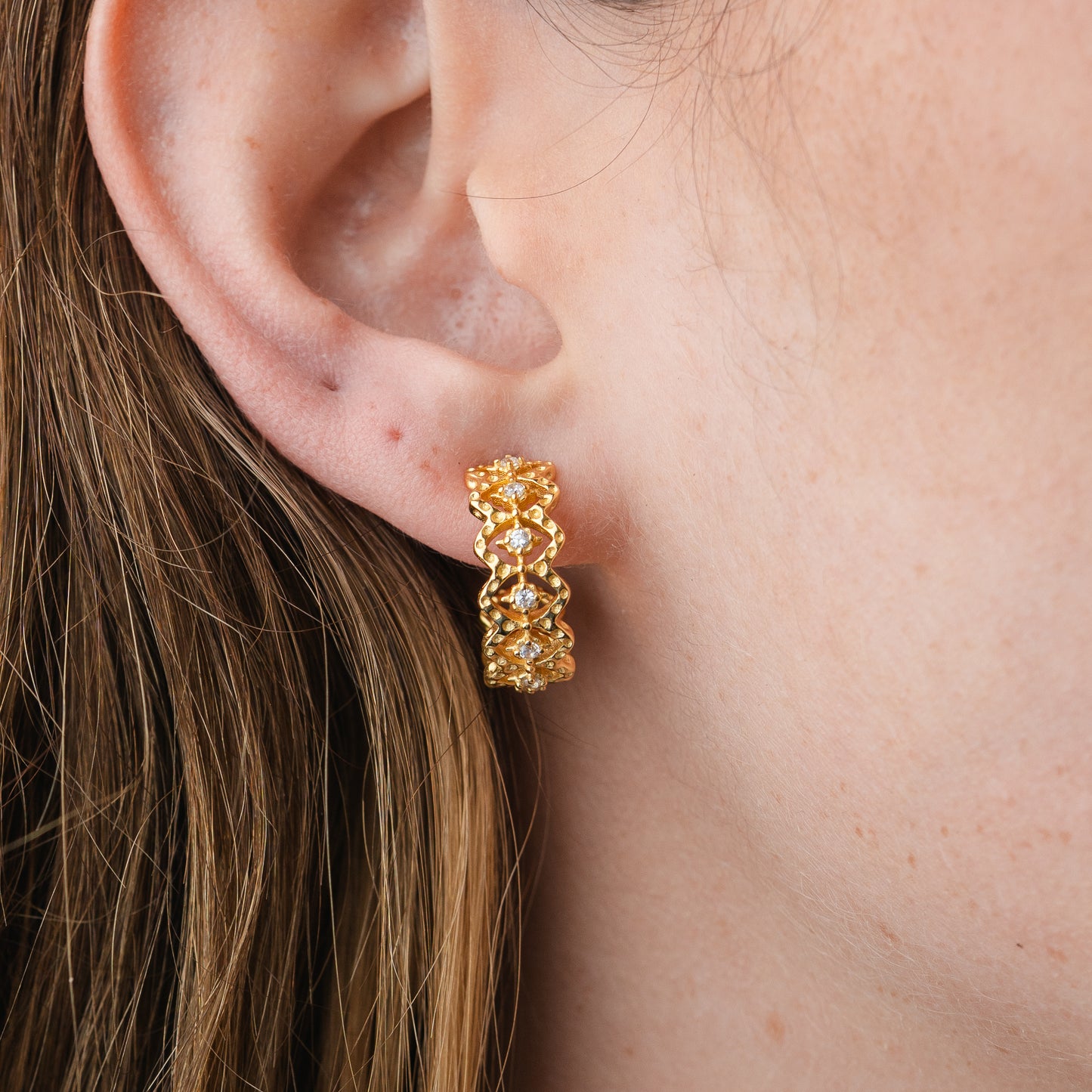 Aros semi argolla circones bañado en oro