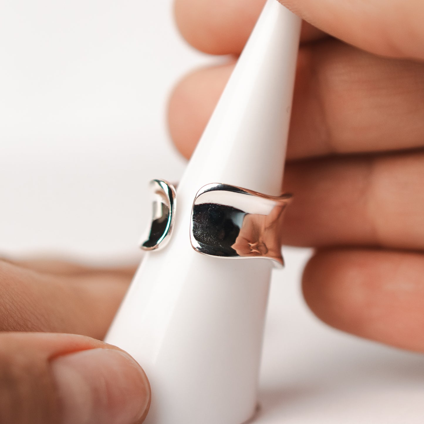Anillo ajustable irregular