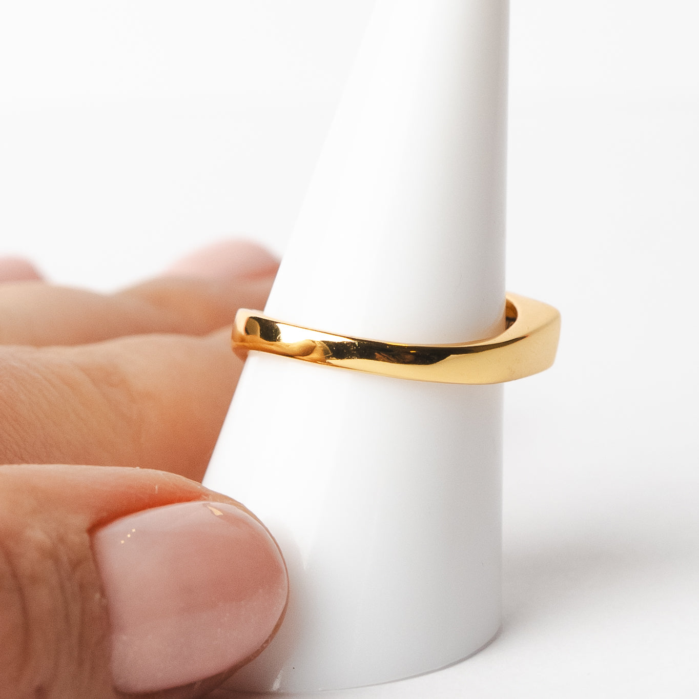 Anillo ajustable diseño bañado en oro