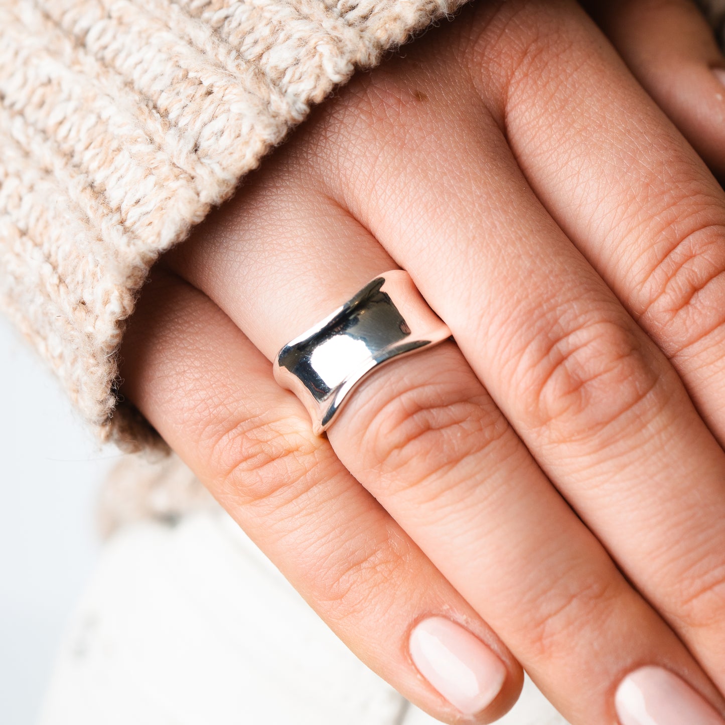 Anillo ajustable irregular
