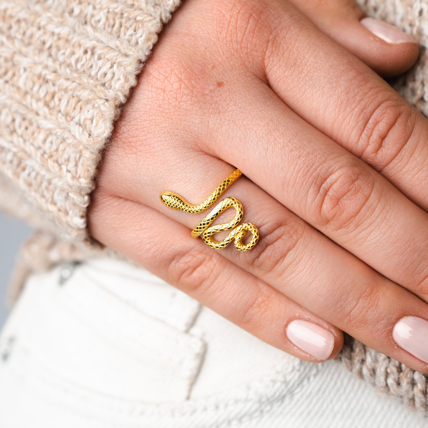 Anillo ajustable serpiente bañado en oro