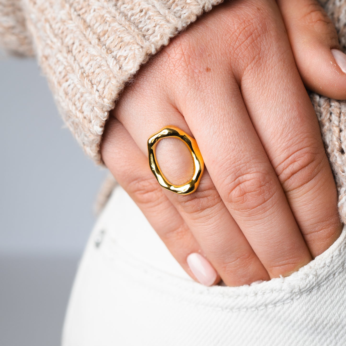 Anillo ajustable diseño bañado en oro