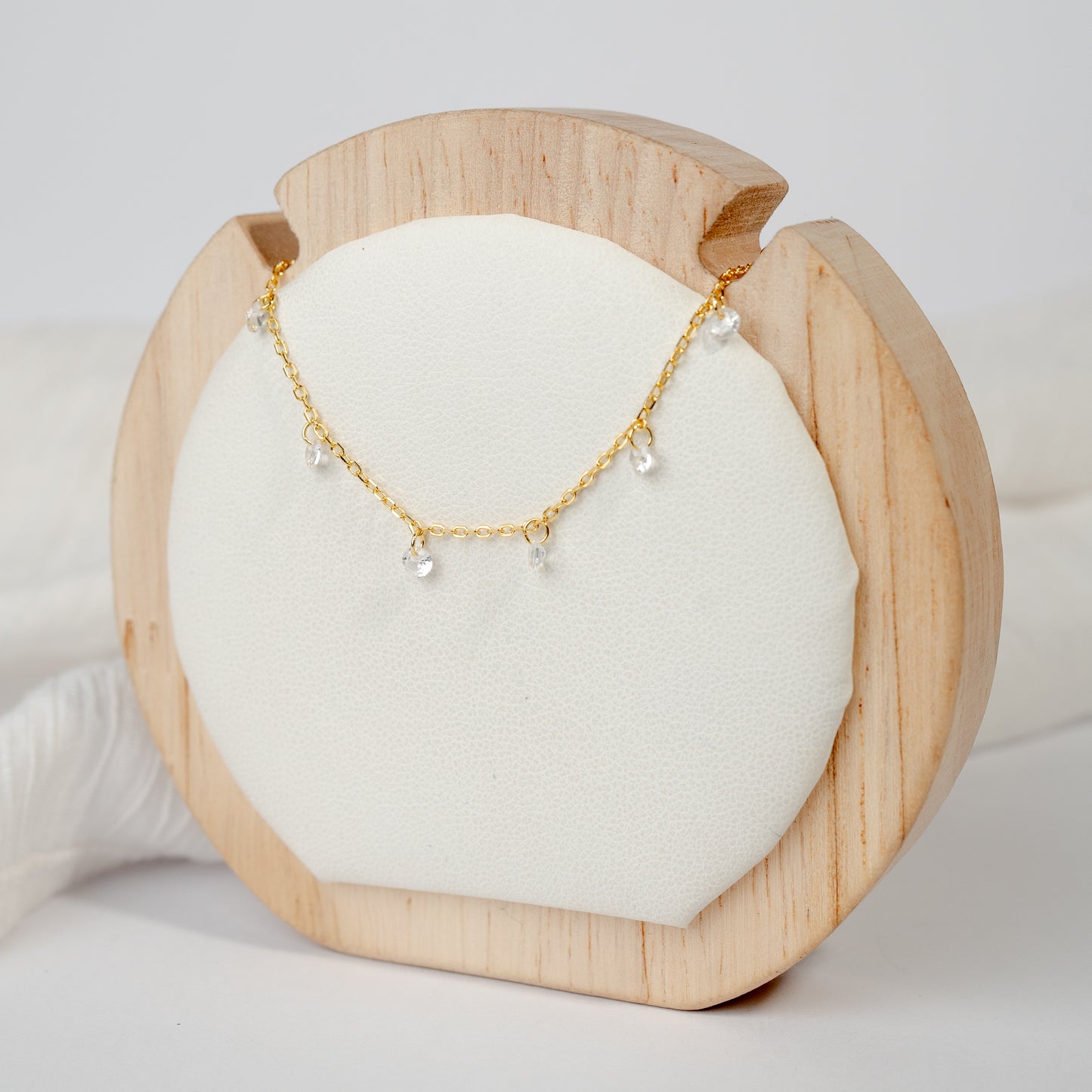 Collar varios circones bañado en oro