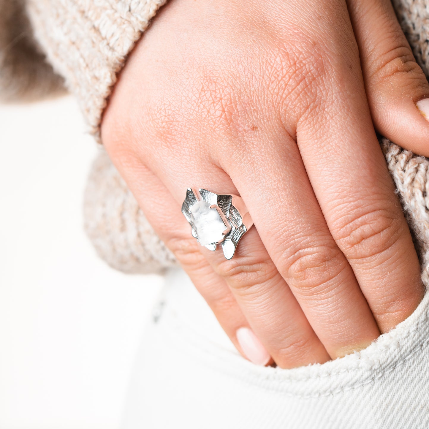 Anillo ajustable diseño circón