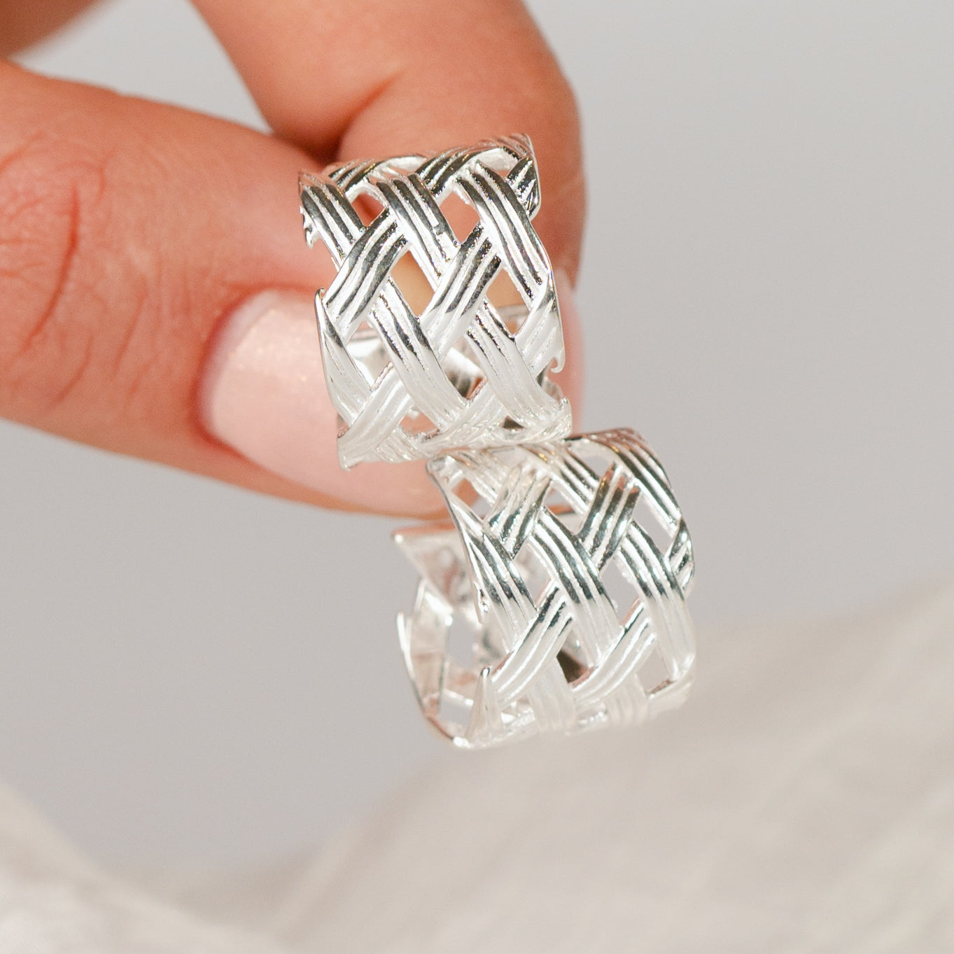 Aros semi argolla diseño tejido