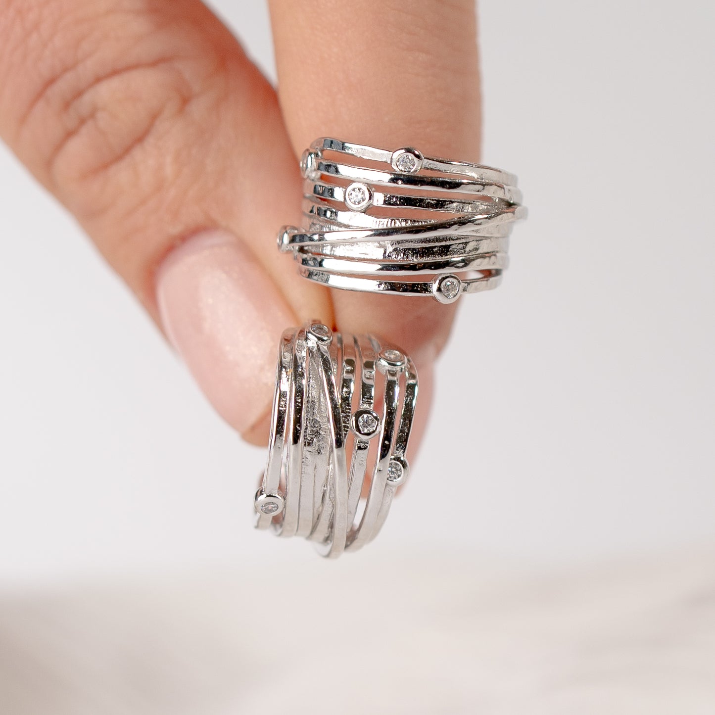 Aros semi argolla lineas circones