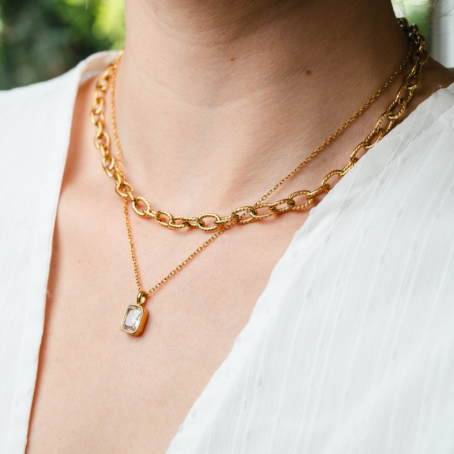 Collar eslabones bañado en oro