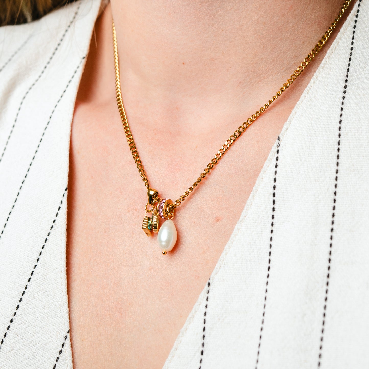 Collar Charm Multicolor & Perla