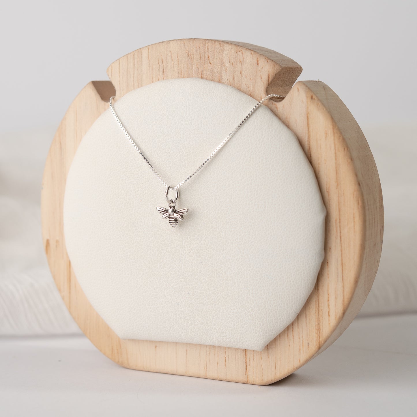 Collar mini abeja