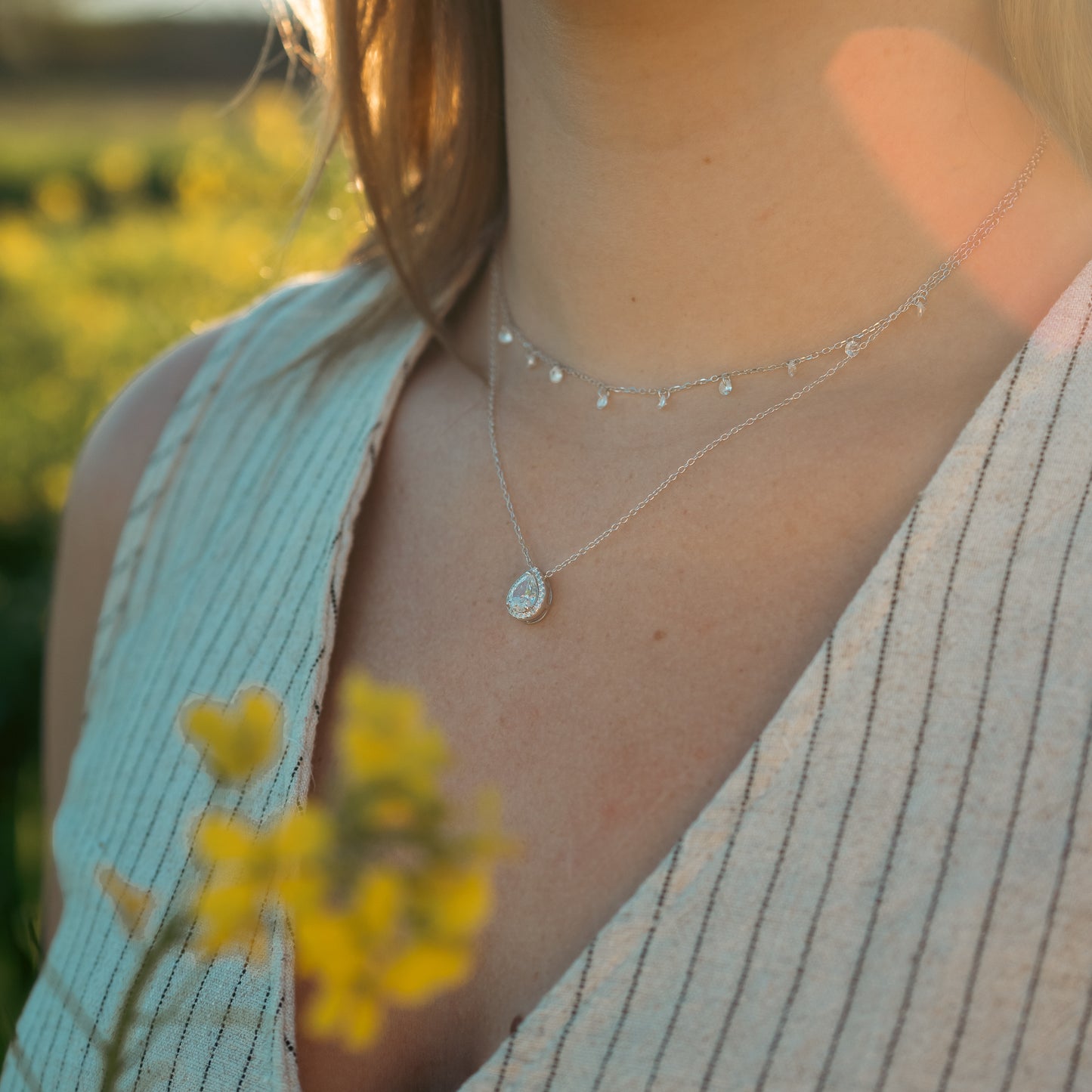 Collar chocker lluvia de luz