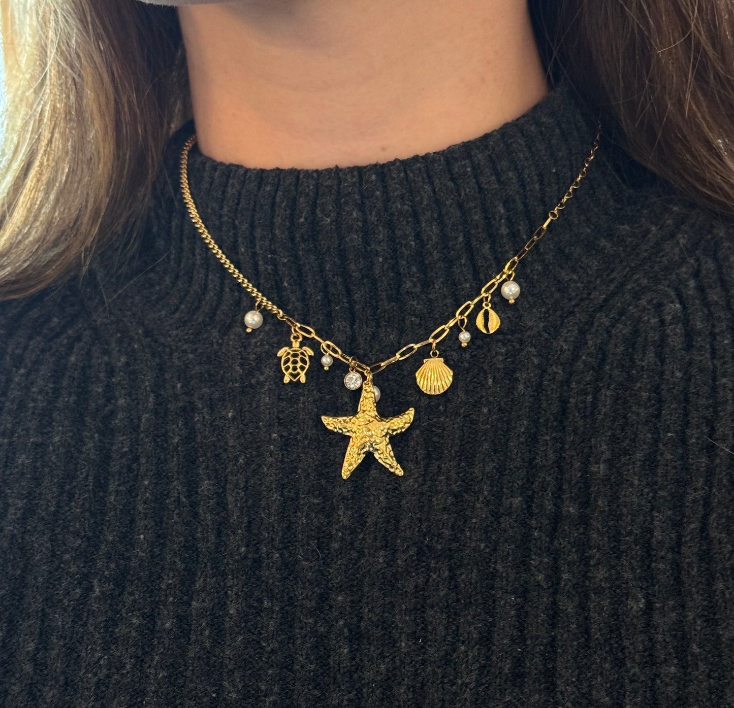 Collar estrella de mar bañado en oro
