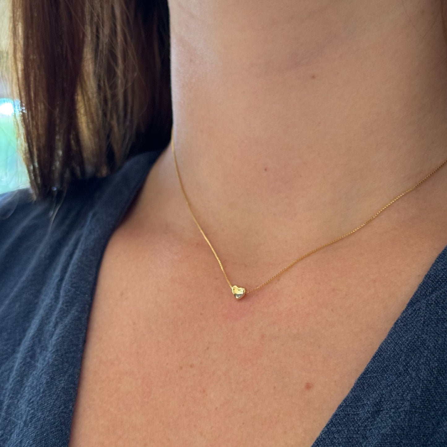 Collar punto de corazón pequeño bañado en oro