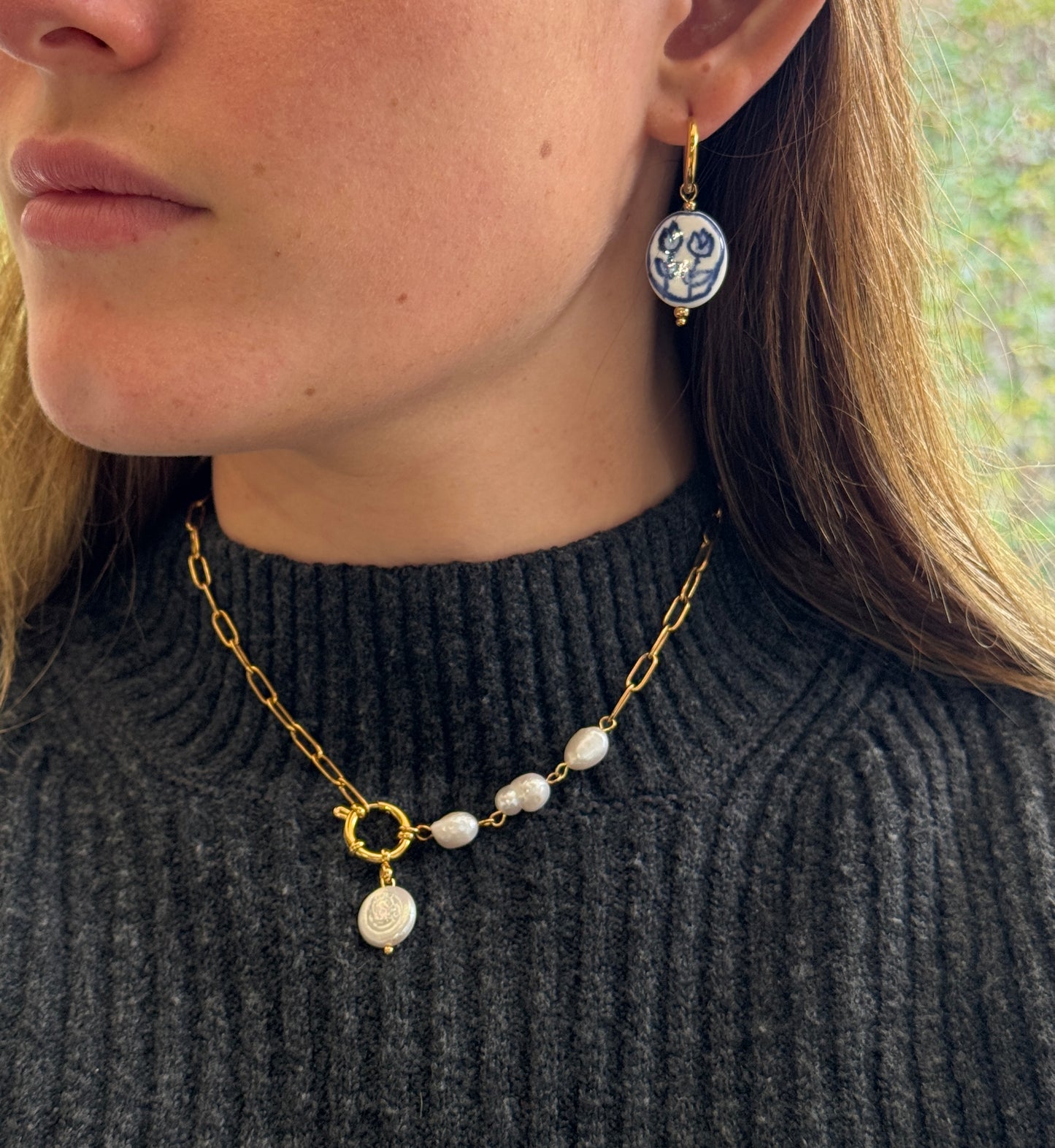 Collar de timón perlas bañado en oro