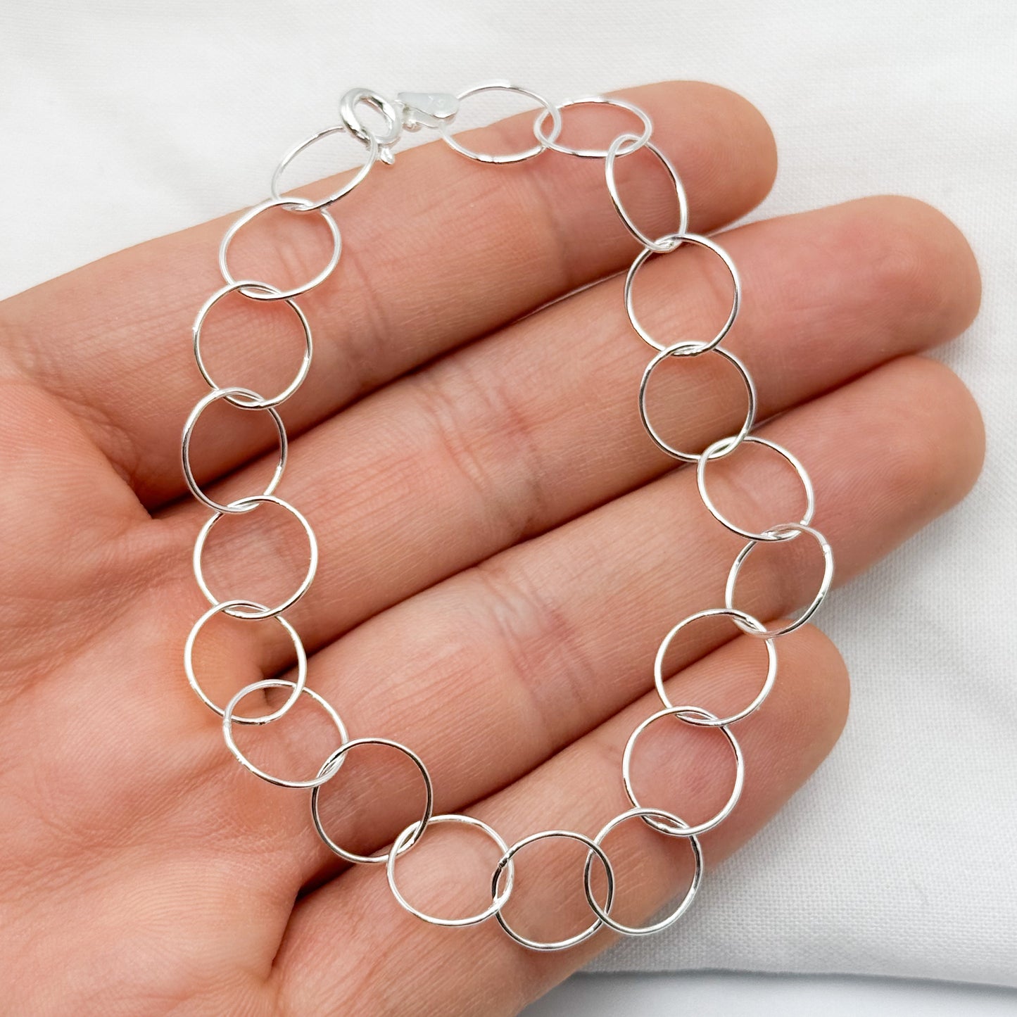 Pulsera círculos entrelazados