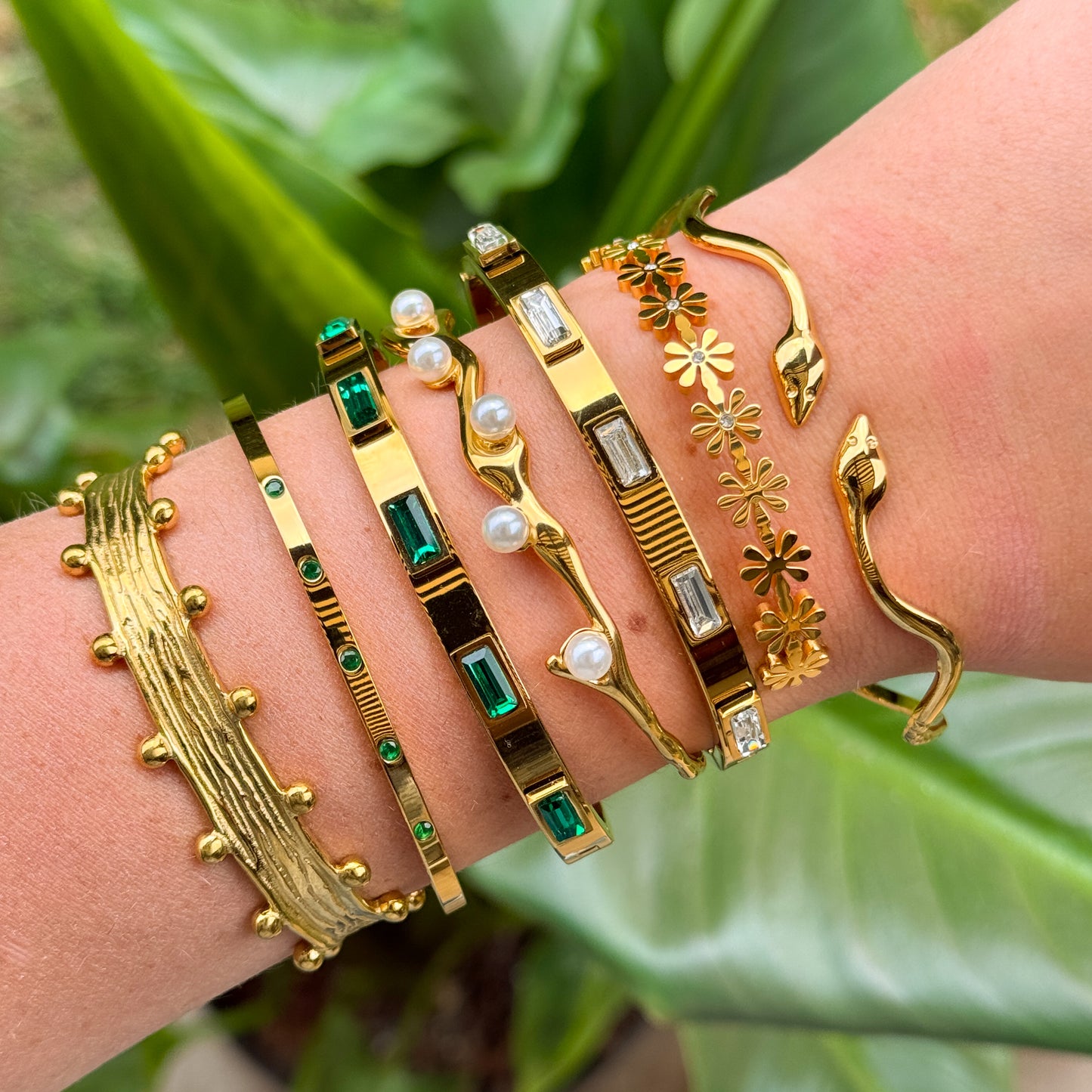 Pulsera esclava perlas bañado en oro
