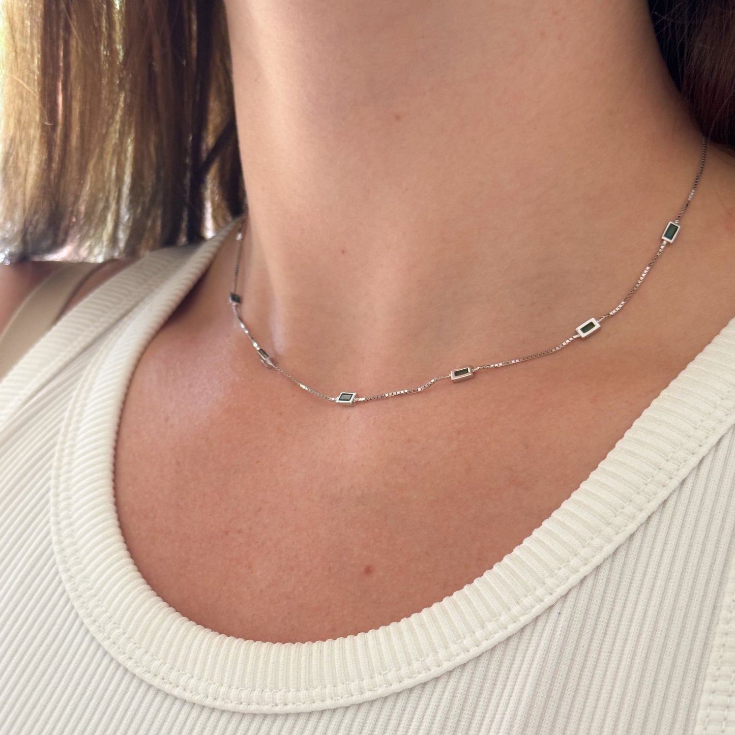 Collar circones verdes