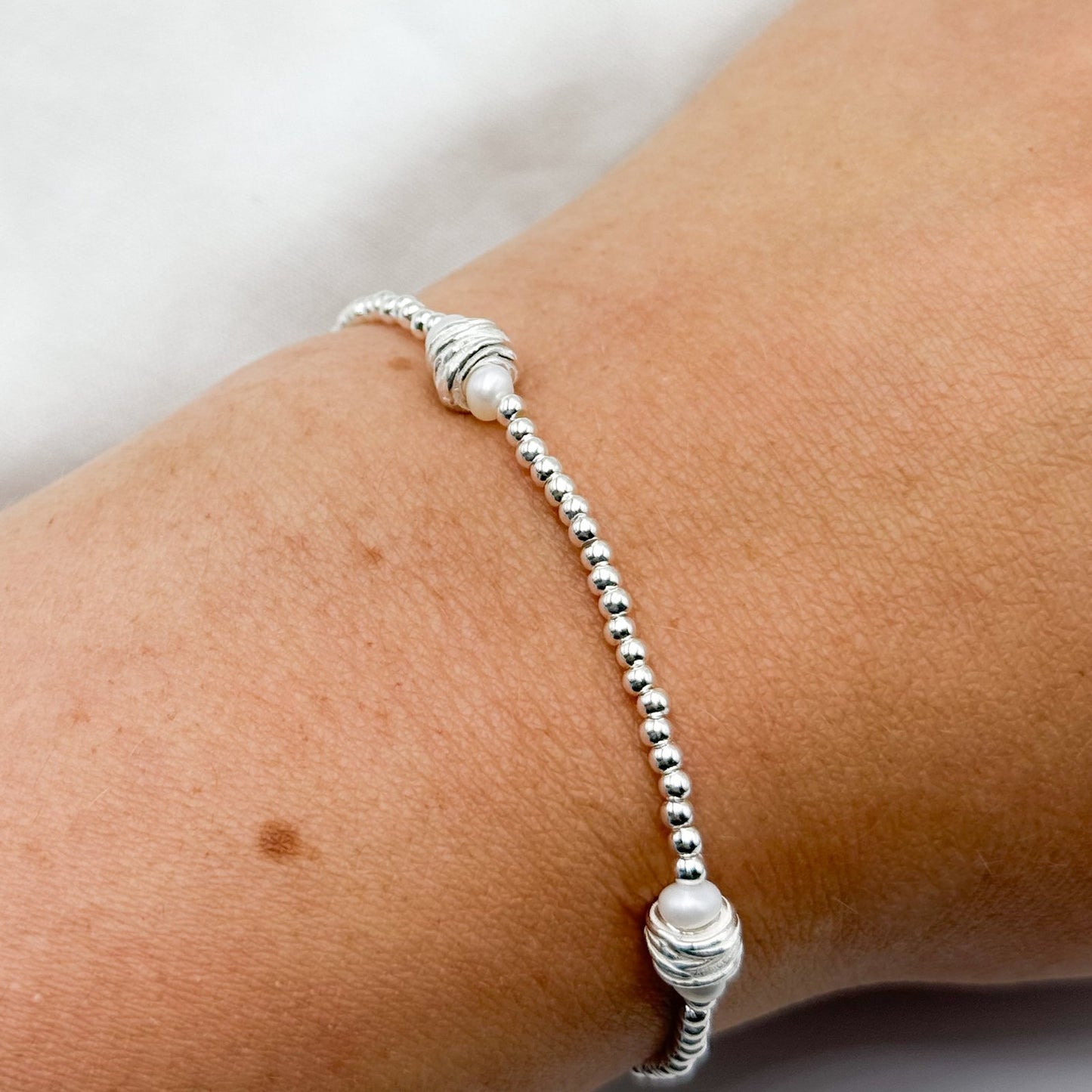 Pulsera elastica mostacillas