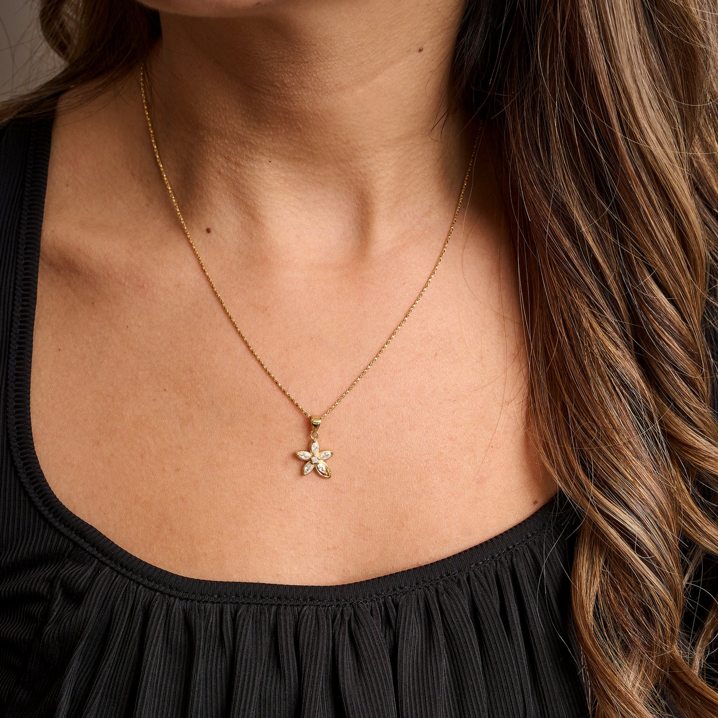 Collar Flor Dalia