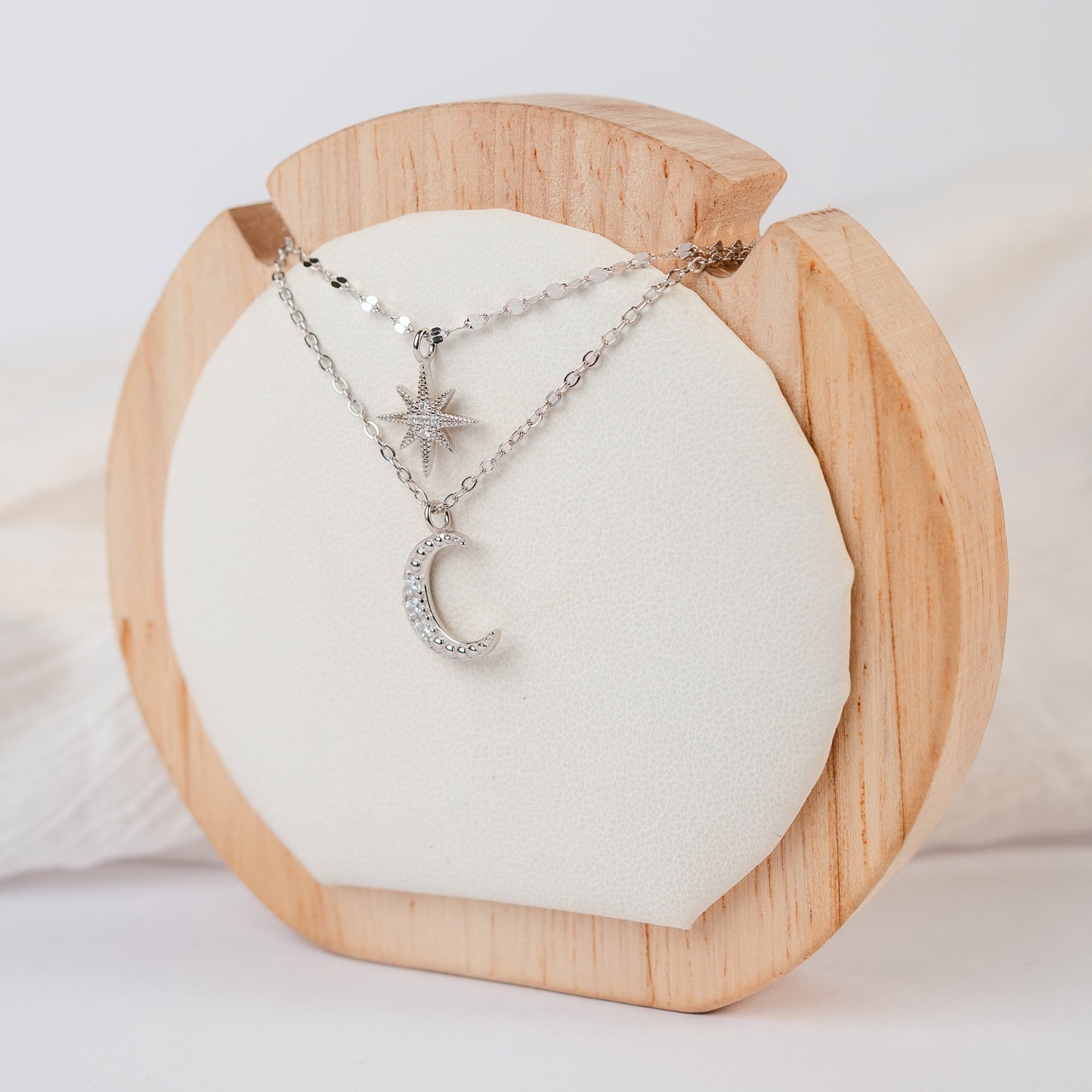 Collar doble media luna y estrella fugaz