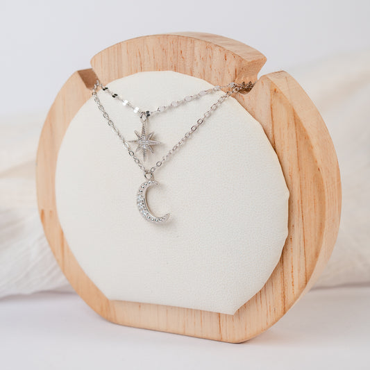 Collar doble media luna y estrella fugaz