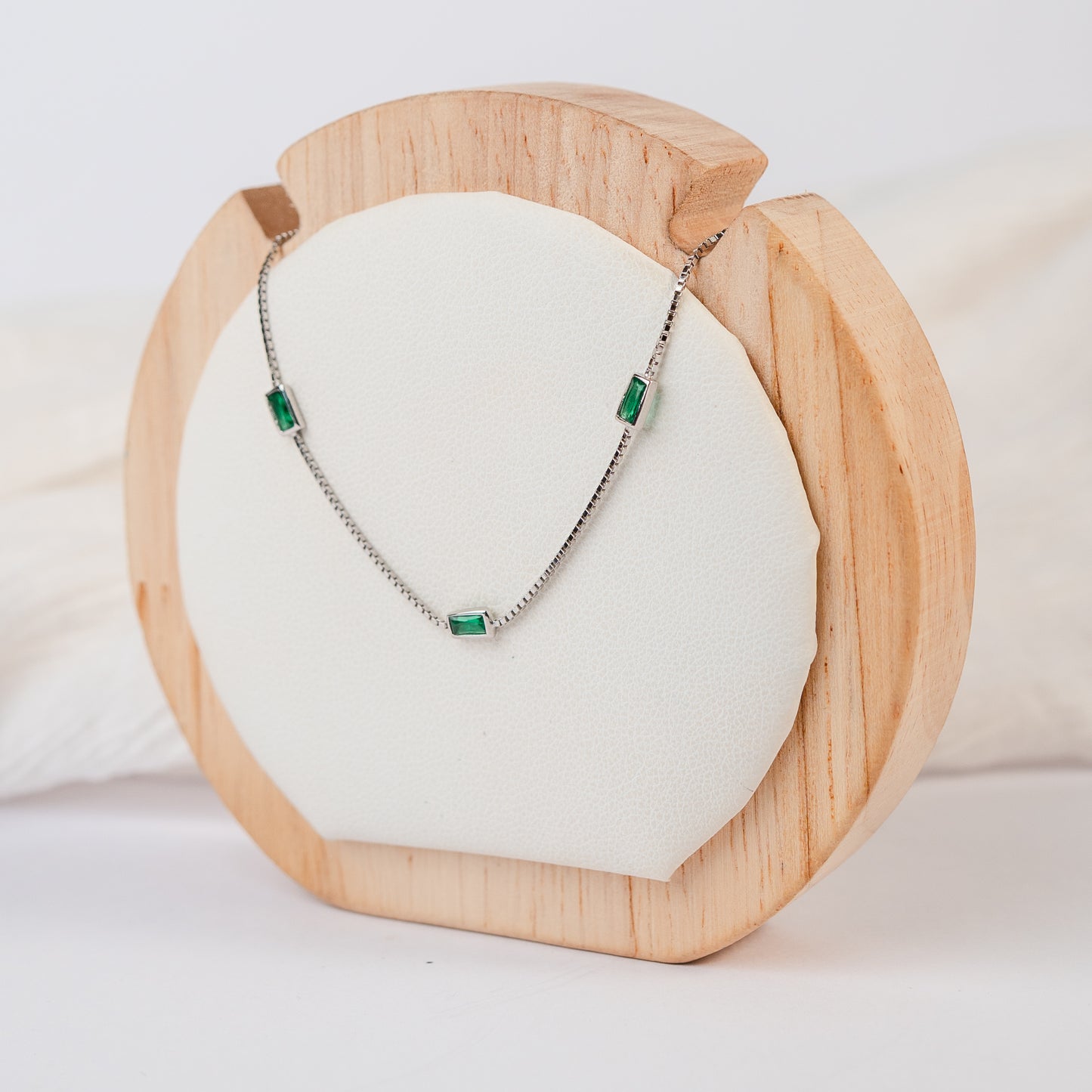 Collar circones verdes
