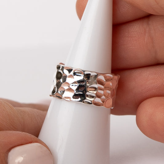 Anillo ajustable martillado
