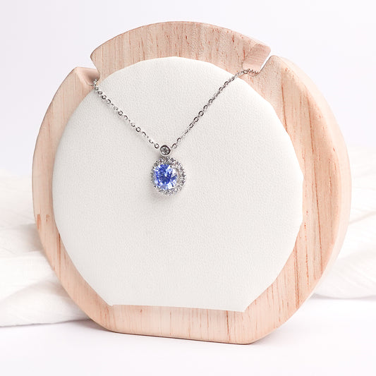 Collar aura azulada