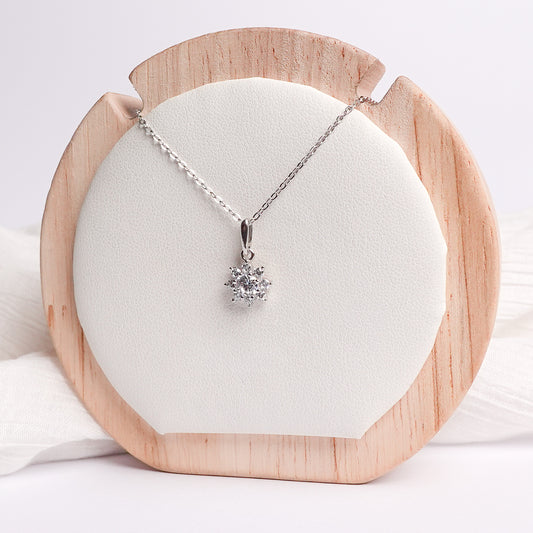 Collar flor de circones