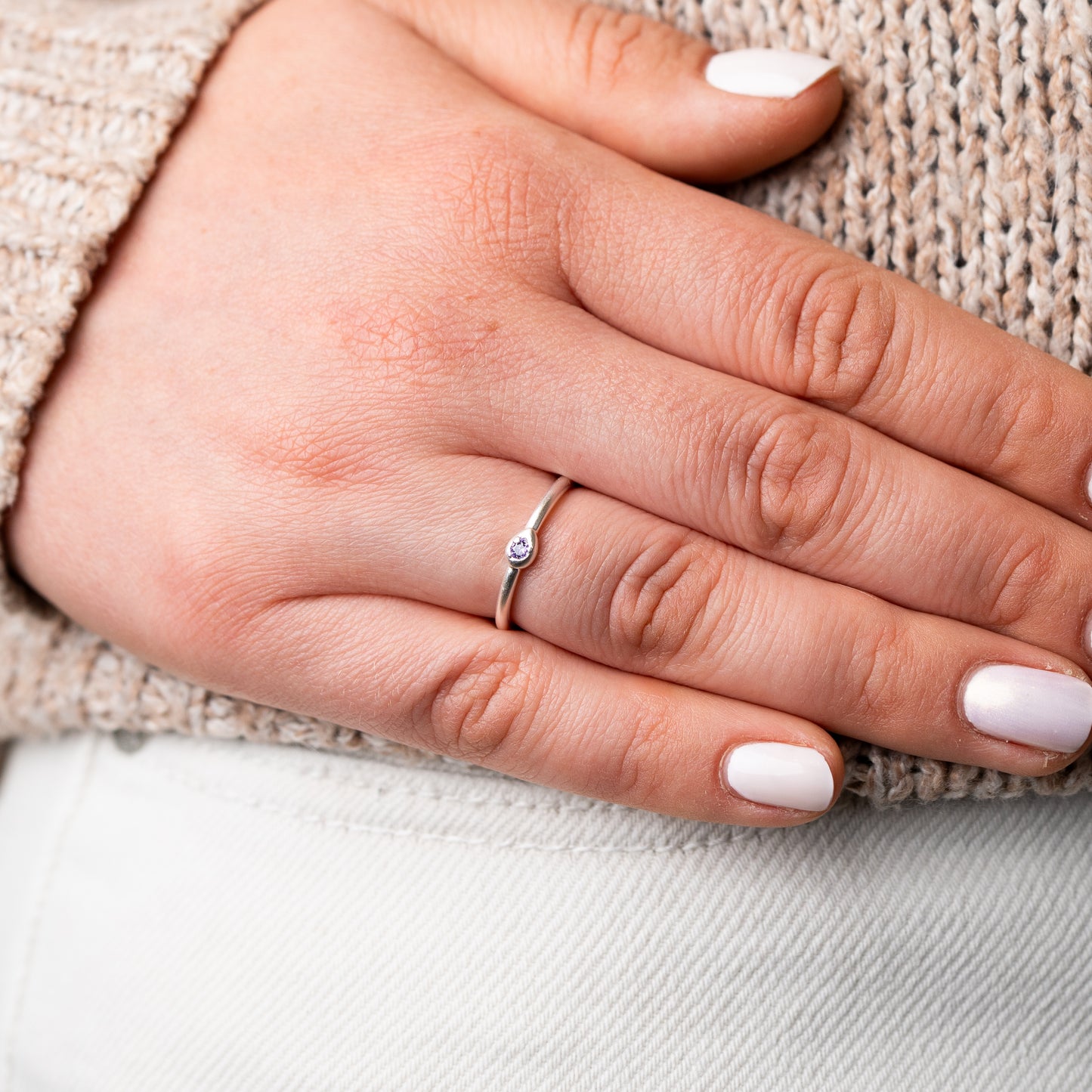 Anillo ajustable circón morado