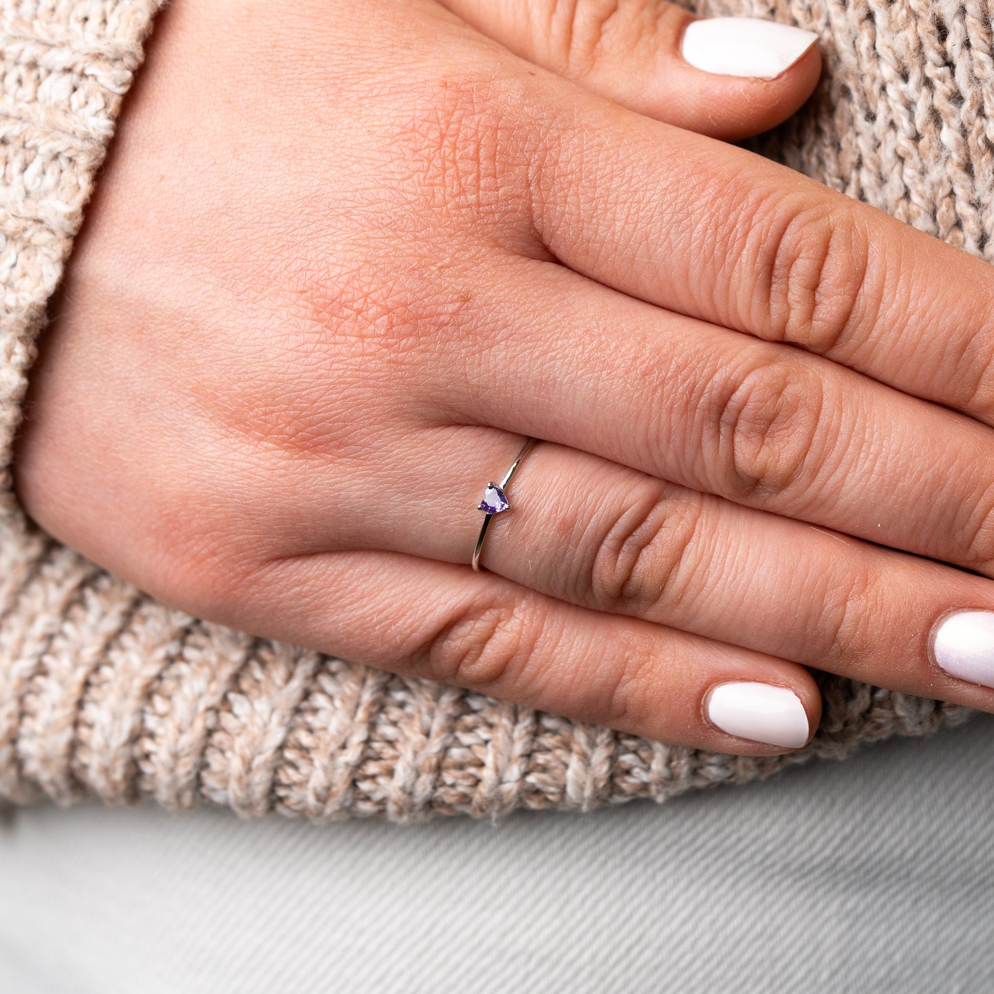 Anillo ajustable corazón morado