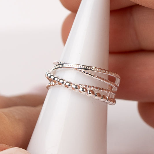 Anillo ajustable diseño esferas
