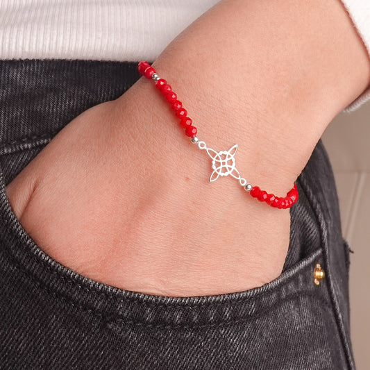 Pulsera mostacillas rojas nudo de bruja