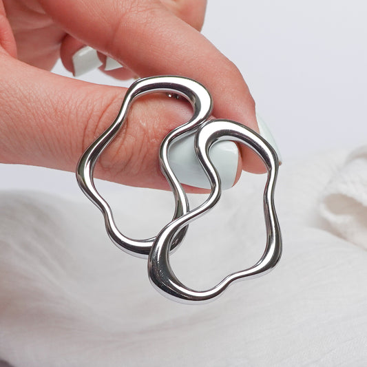 Aros pegados desiguales Amelia silver