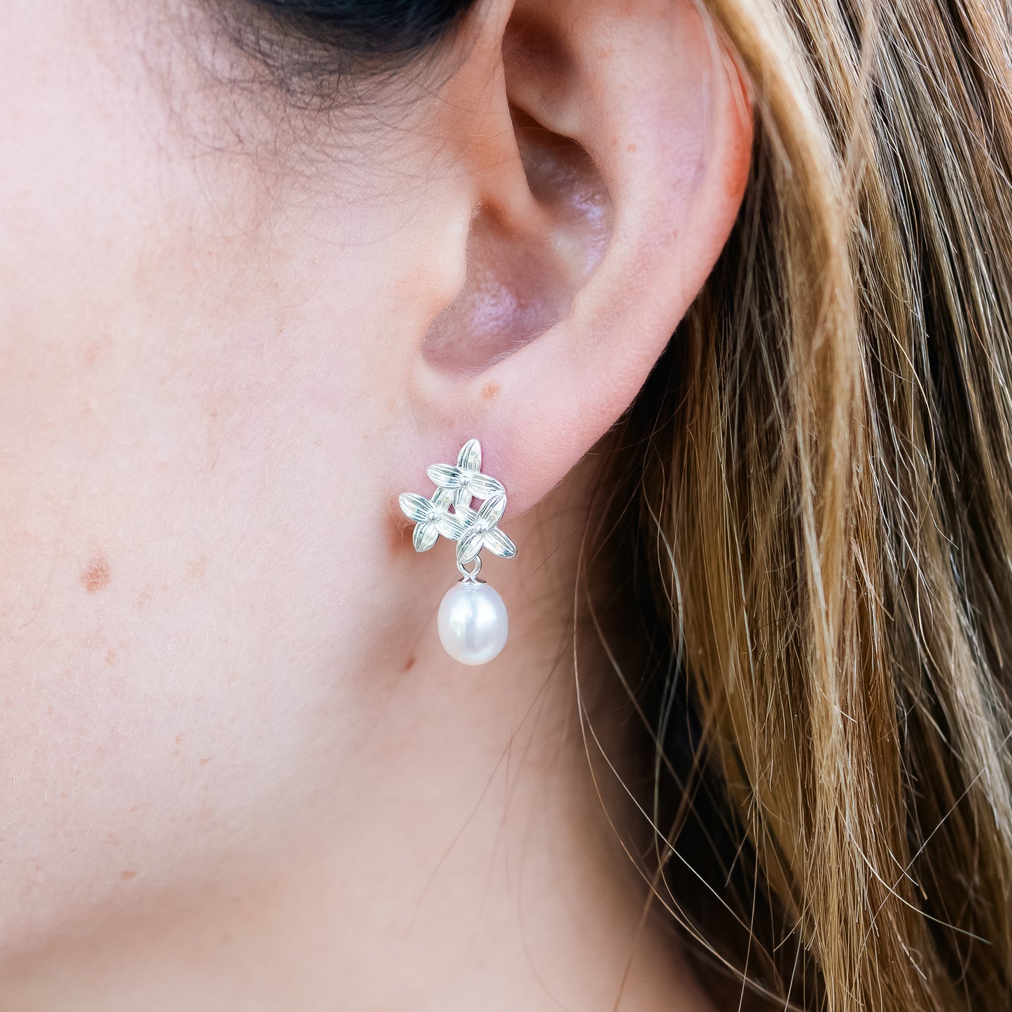 Aros colgante flor y perla