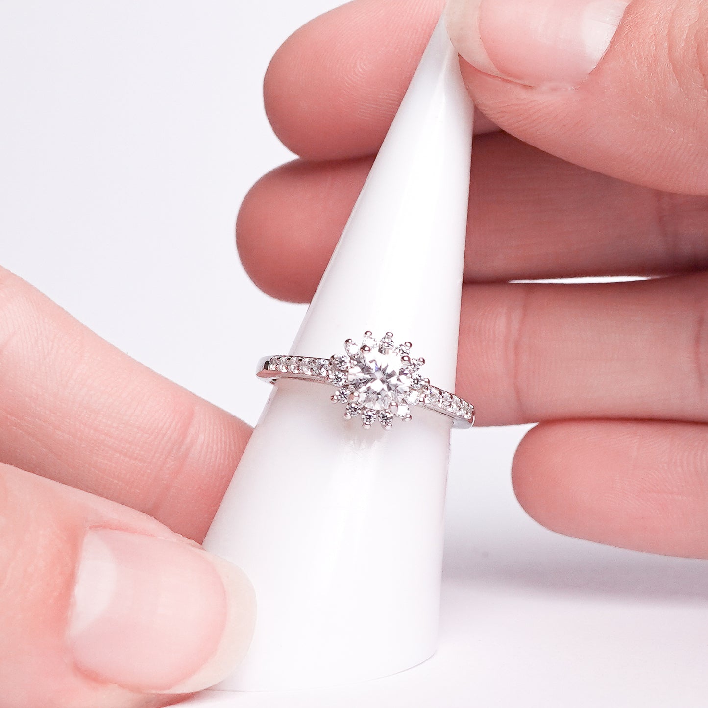 Anillo ajustable Flor de Luz