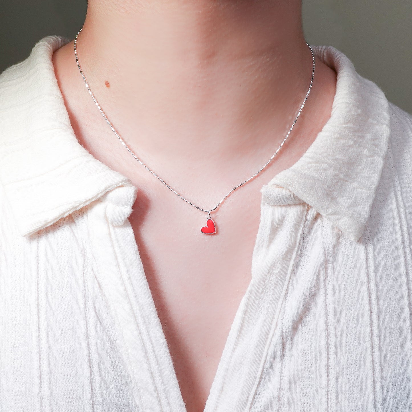 Collar corazón rojo