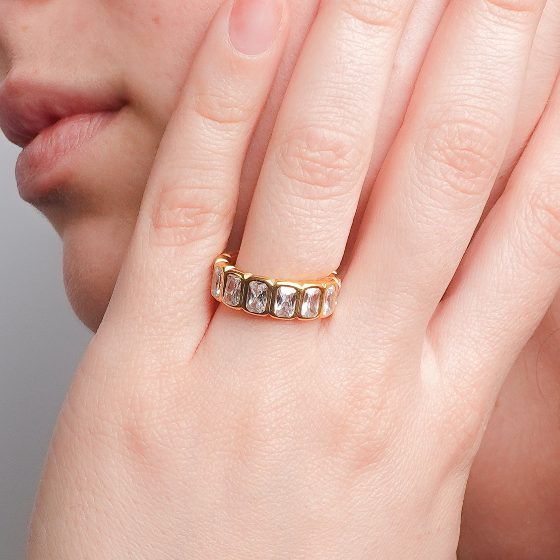 Anillo Lumina bañado en oro