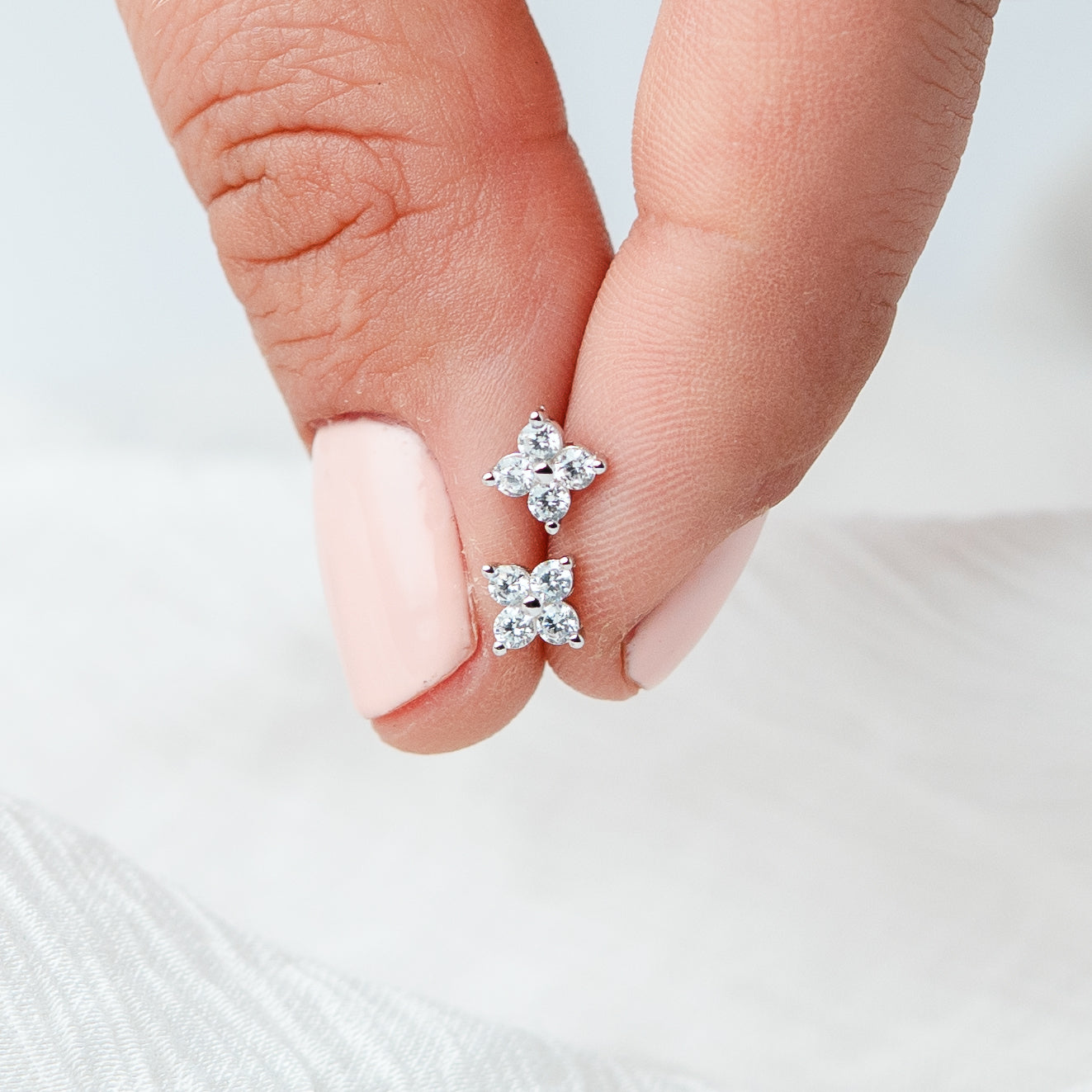 Aros pegados flor pequeña