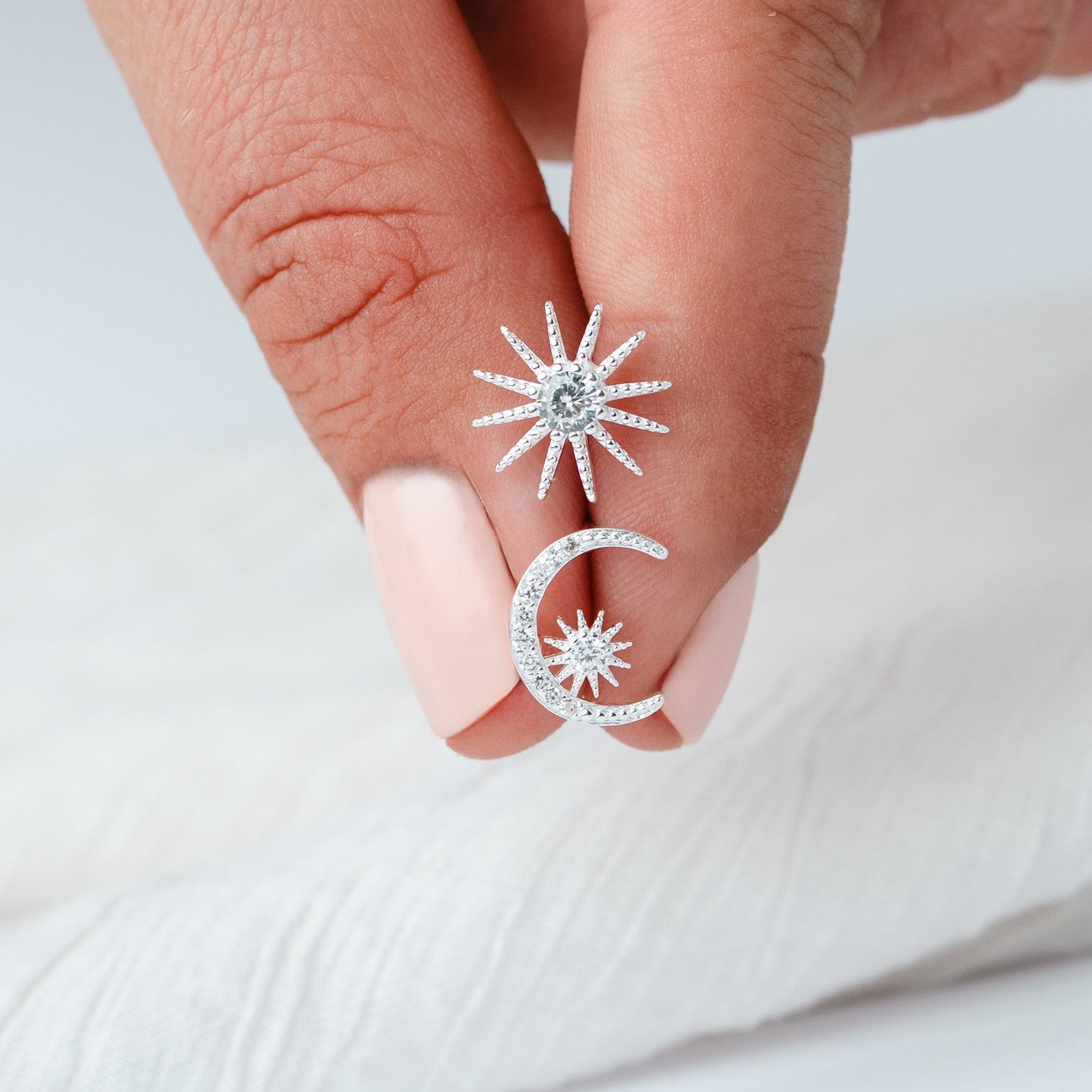 Aros pegados desiguales media luna y sol