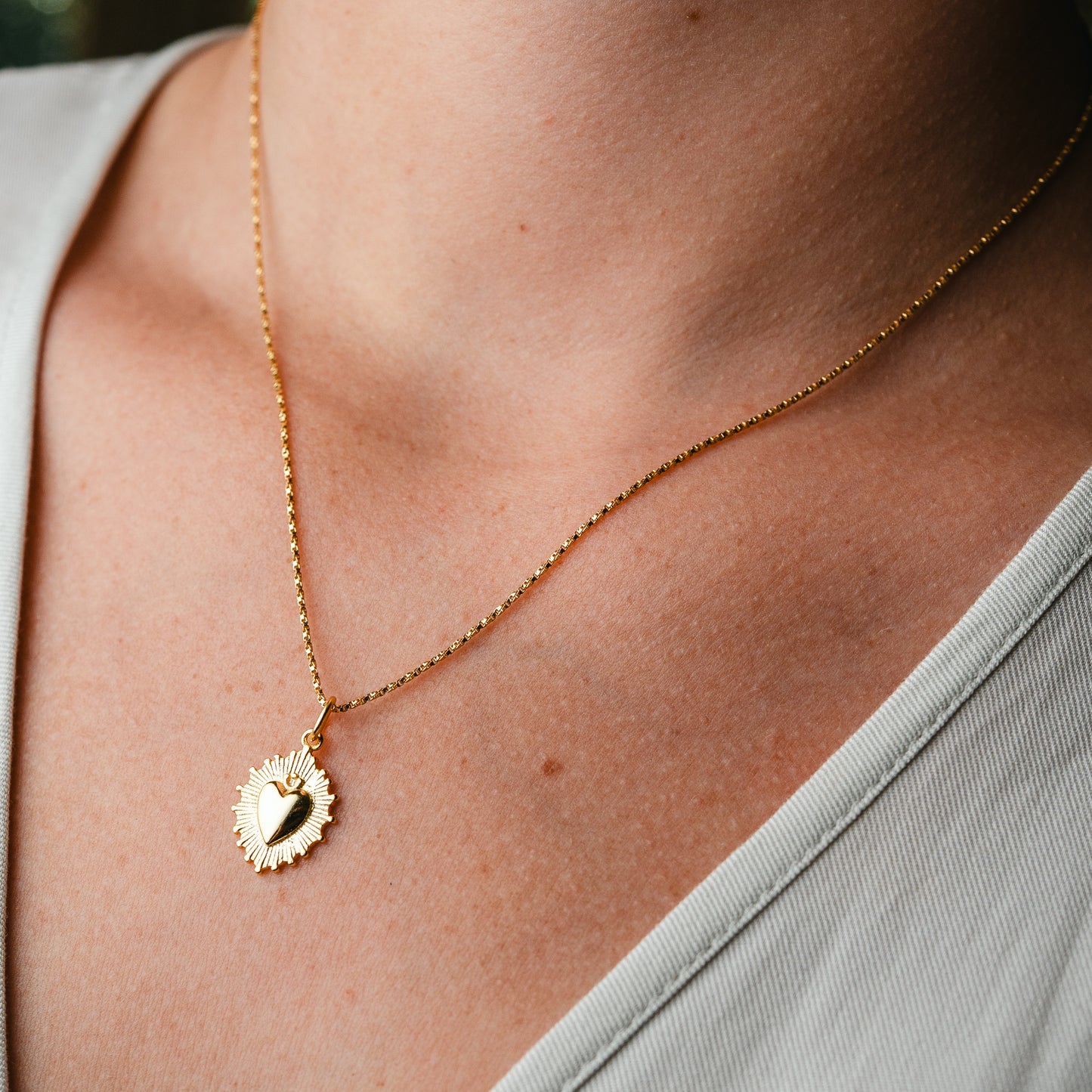 Collar corazón detente